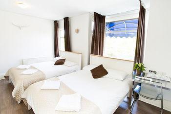 House 2* Cambridge (Cambridgeshire)